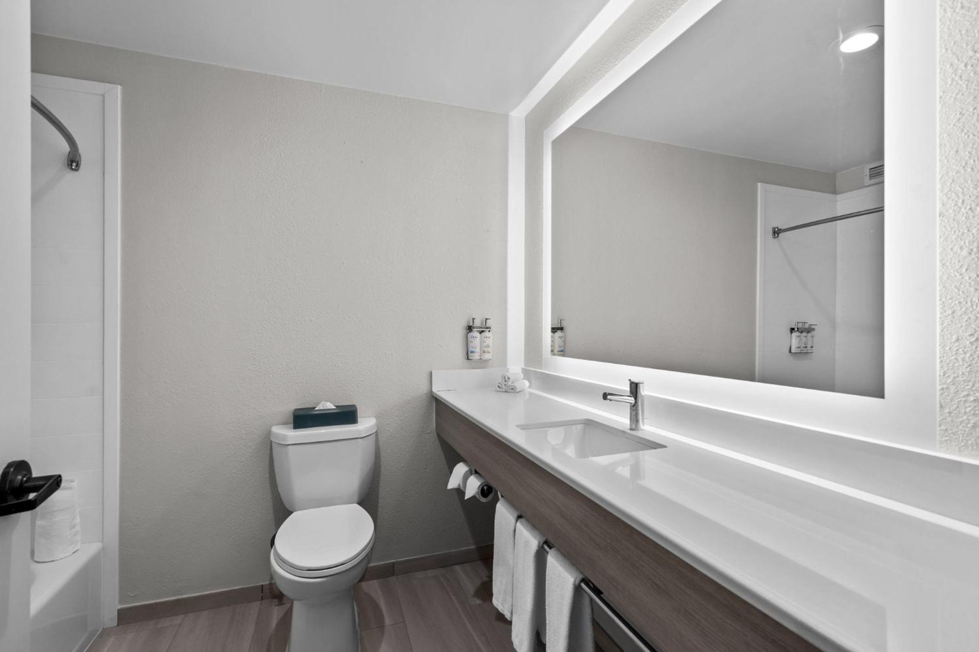 Hotel Express & West Point-fort Montgomery By Ihg 2*