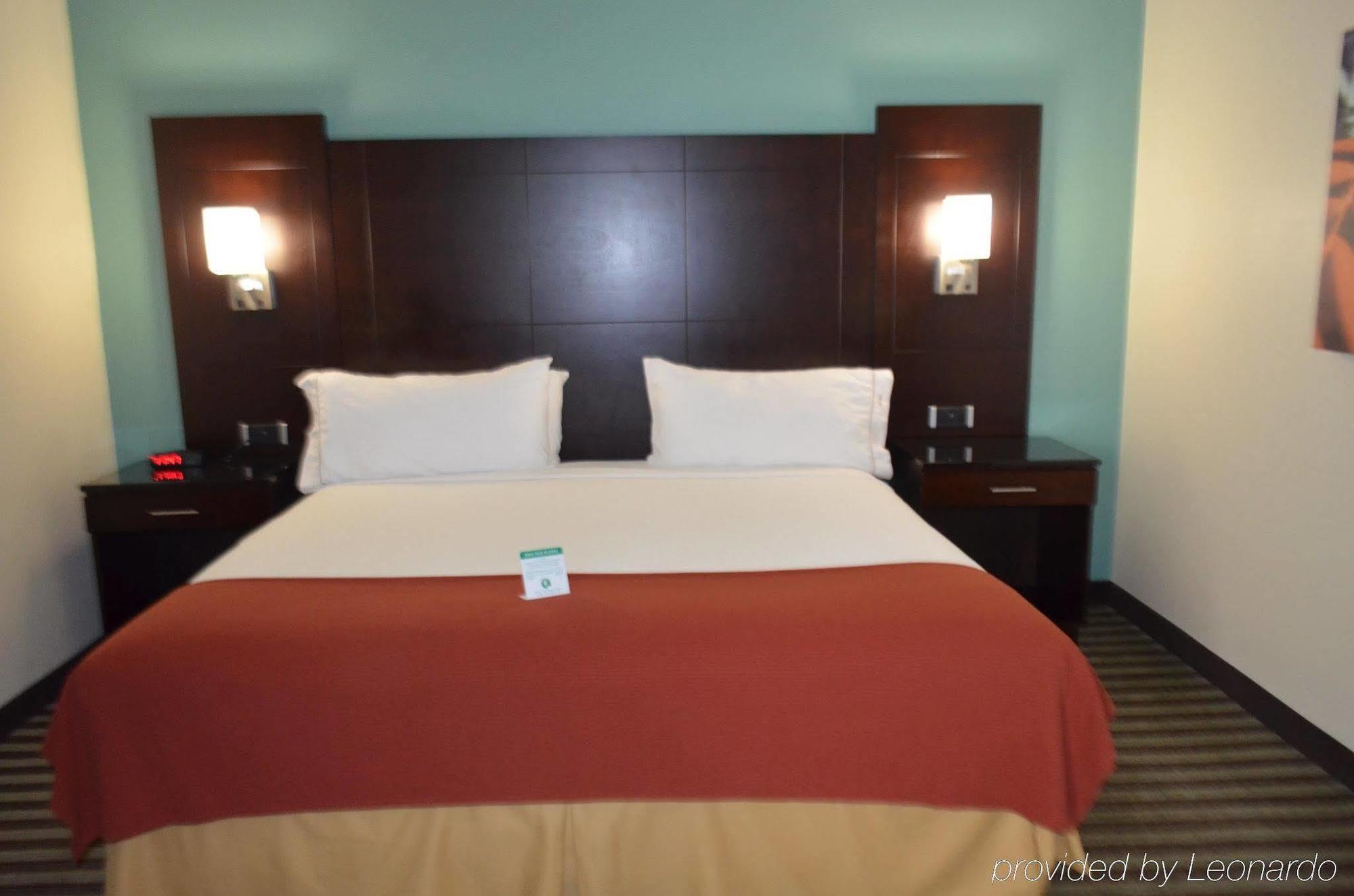 Express & West Point-fort Montgomery By Ihg