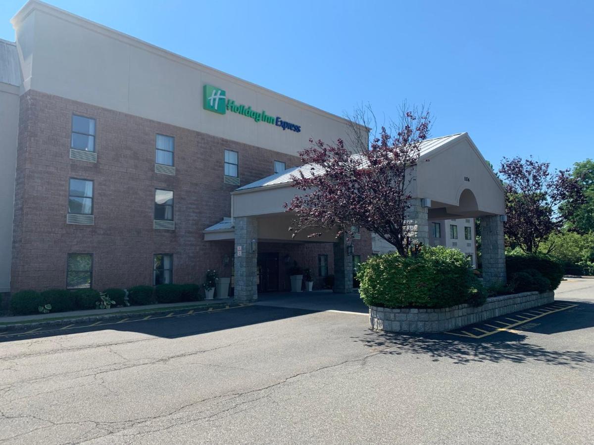 Hotel Express & West Point-fort Montgomery By Ihg 2*