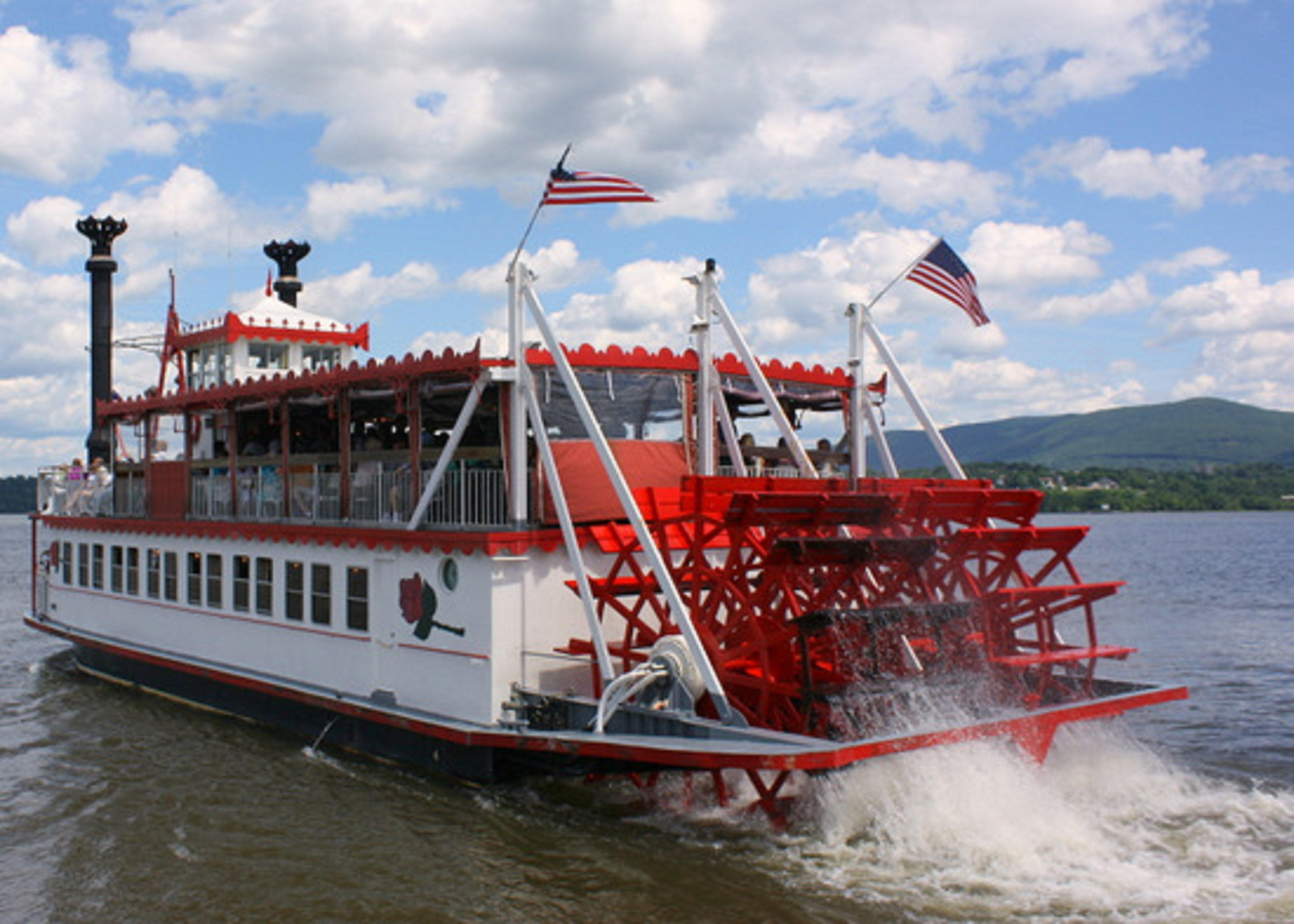 Hotel Express & West Point-fort Montgomery By Ihg 2*