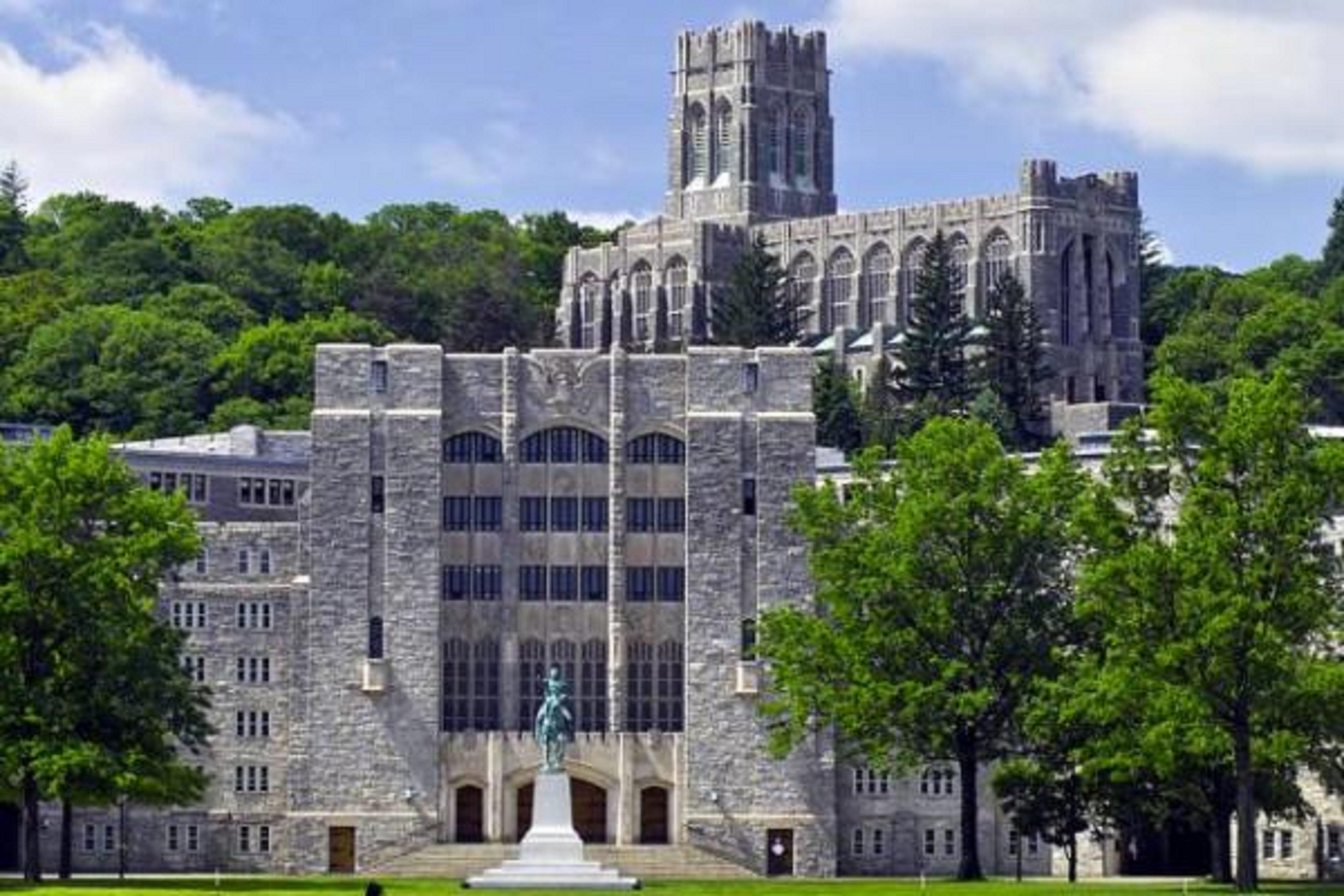 Hotel Express & West Point-fort Montgomery By Ihg